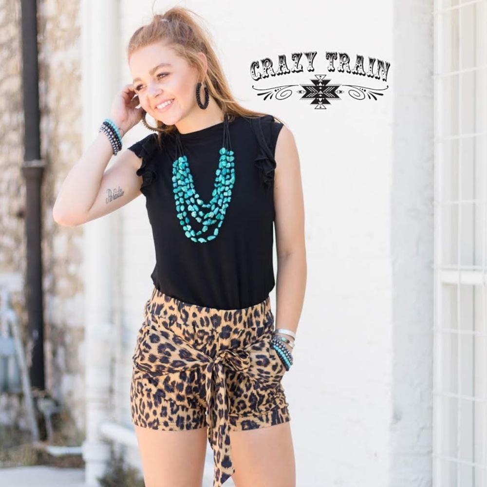 🍩SALE NEW Leopard bow shorts stretchy Crazy Train - Picture 2 of 6